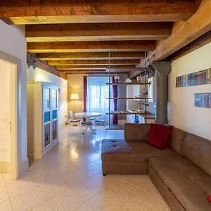 Youatmolino Canal View Apartment Venice